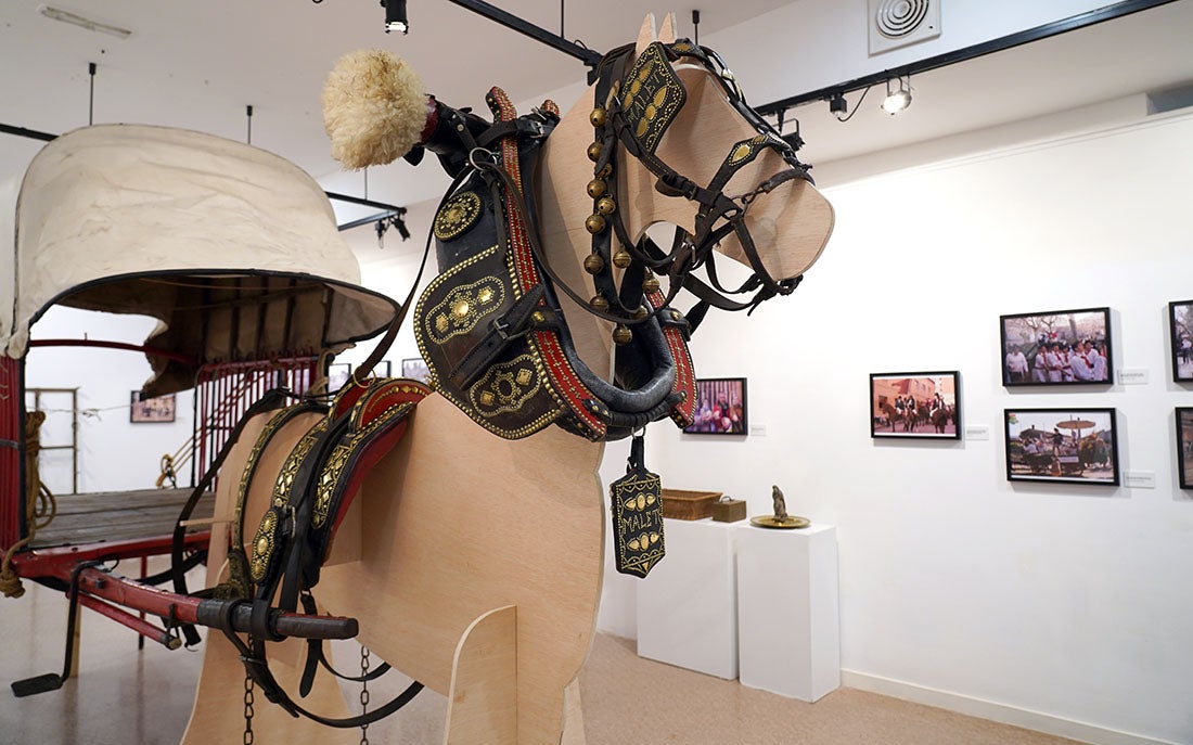 L'exposició busca mantenir viva la festa i reivindica el passat rural de Sant Cugat