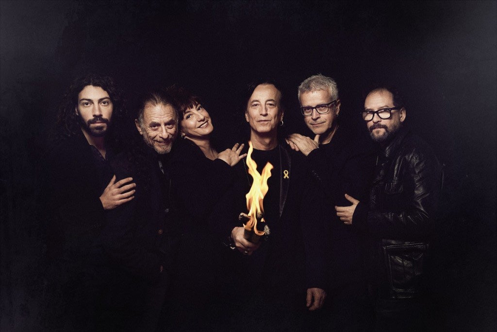 Joan Fortuny, al centre, juntament amb altres membres de la formació