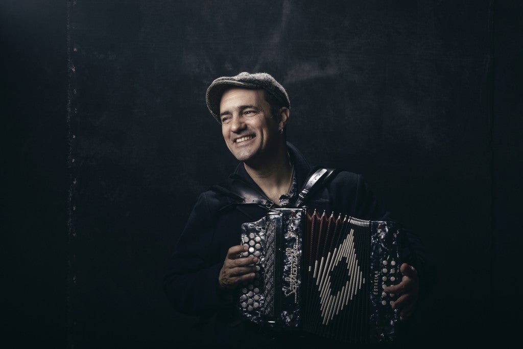 Joan Garriga i el Mariatxi Galàctic presenten ‘El ball i el plany. A toc de rúmbia’