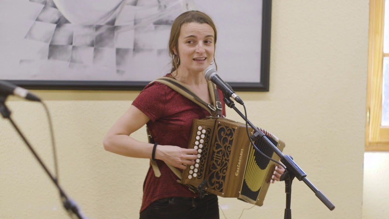 Aula Eduglosa oferirà diversos seminaris virtuals al voltant de la glosa i la cultura popular