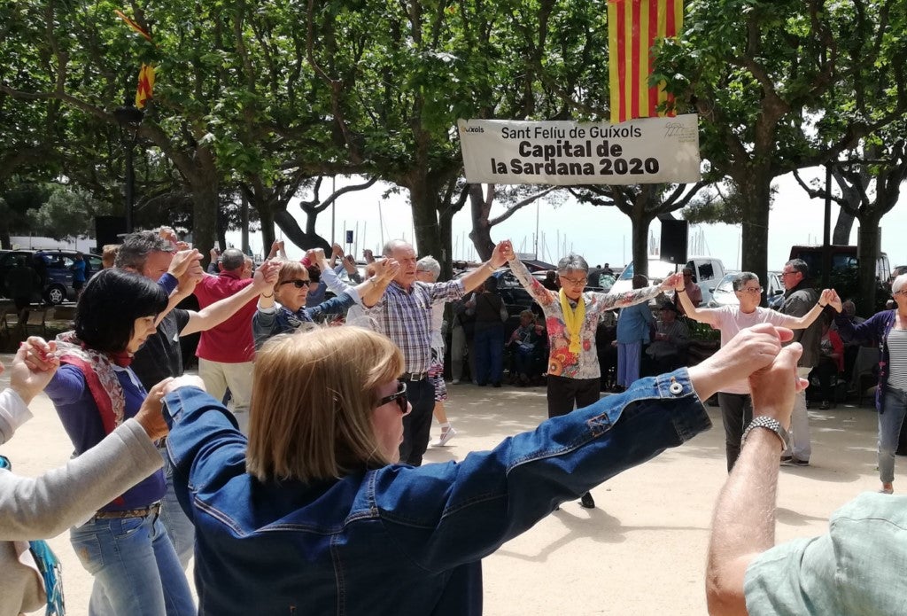 Ballada de sardanes a Sant Feliu de Guíxols, al maig de 2019