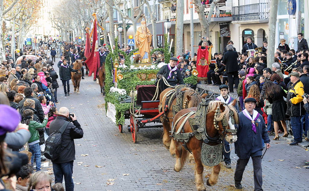 Els Tres Tombs a Igualada celebren enguany 200 anys d'història