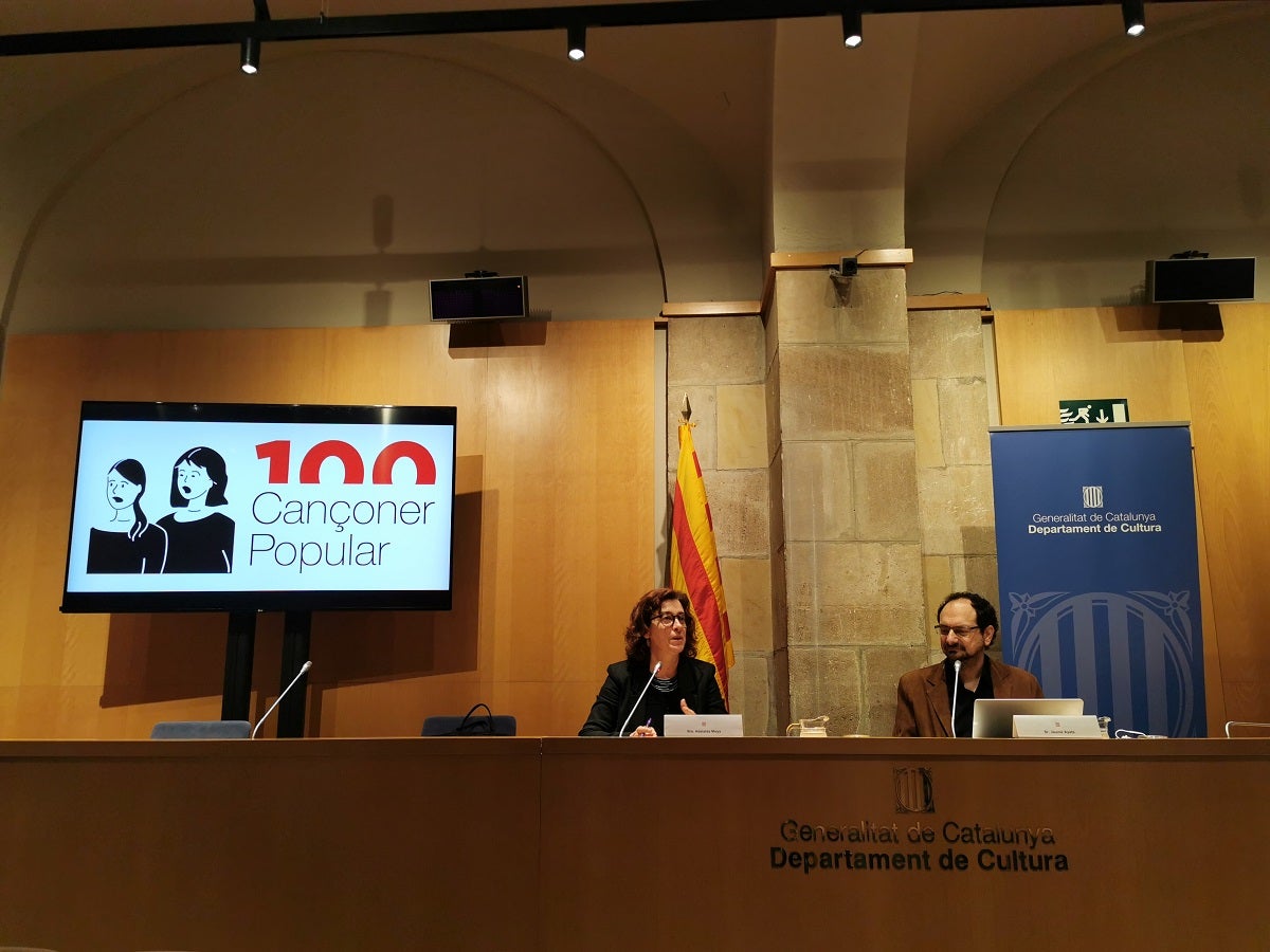 Adelaida Moya i Jaume Ayats en la presentació de l'Any de l'Obra del Cançoner Popular de Catalunya