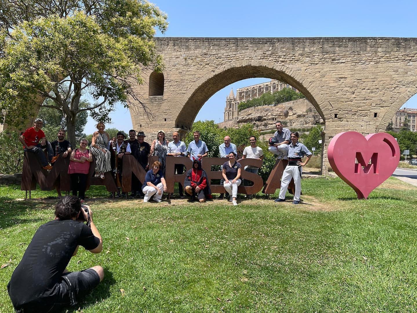 Presentació de la Refesta, amb representants de les entitats i l'alcalde, Marc Aloy