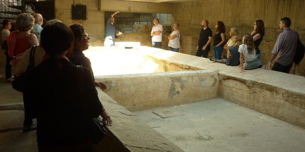 Visita teatralitzada a l’antic safareig públic de Santa Coloma de Gramenet