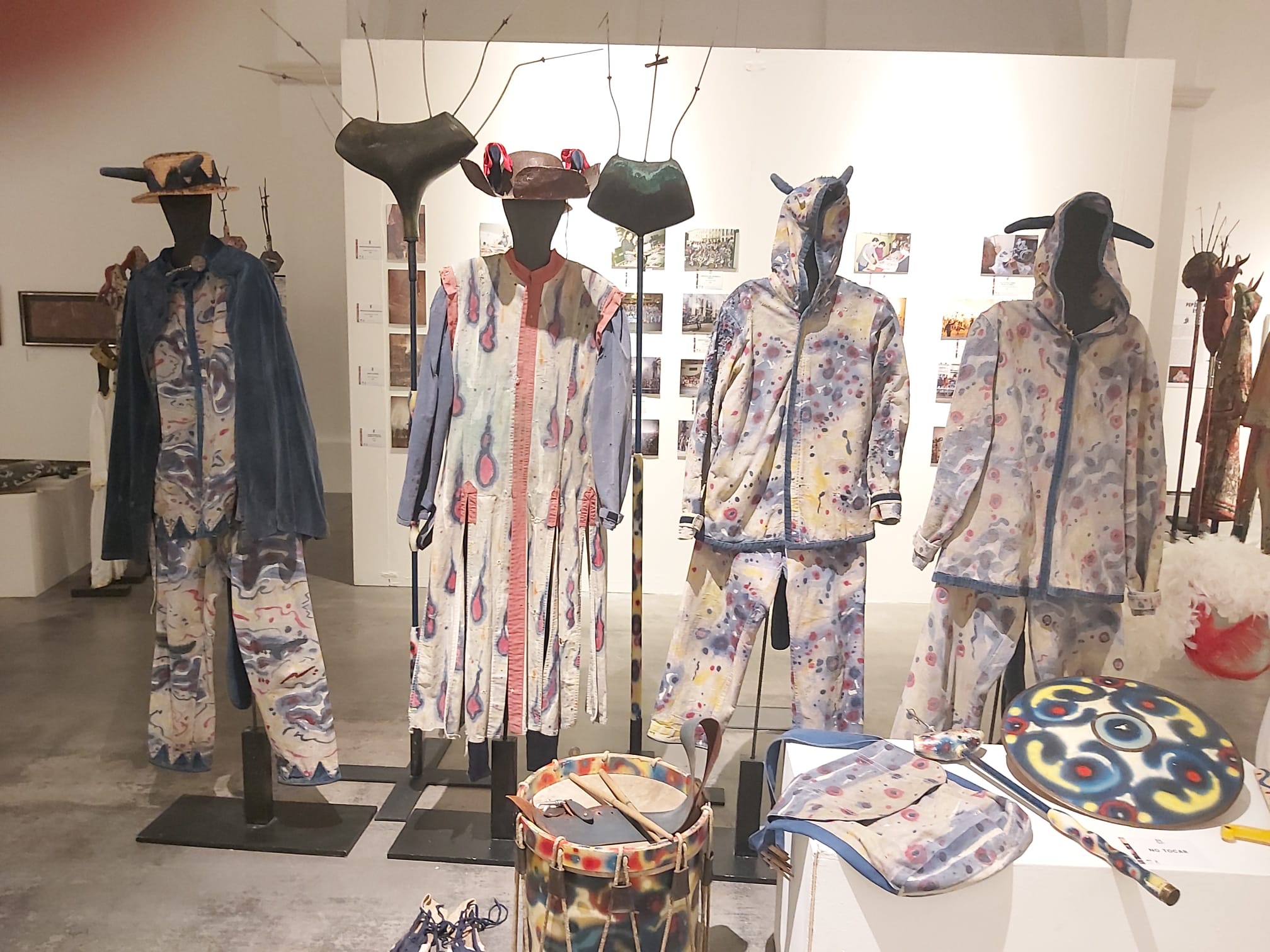 Vestits del 1995, de Joaquim Budesca.