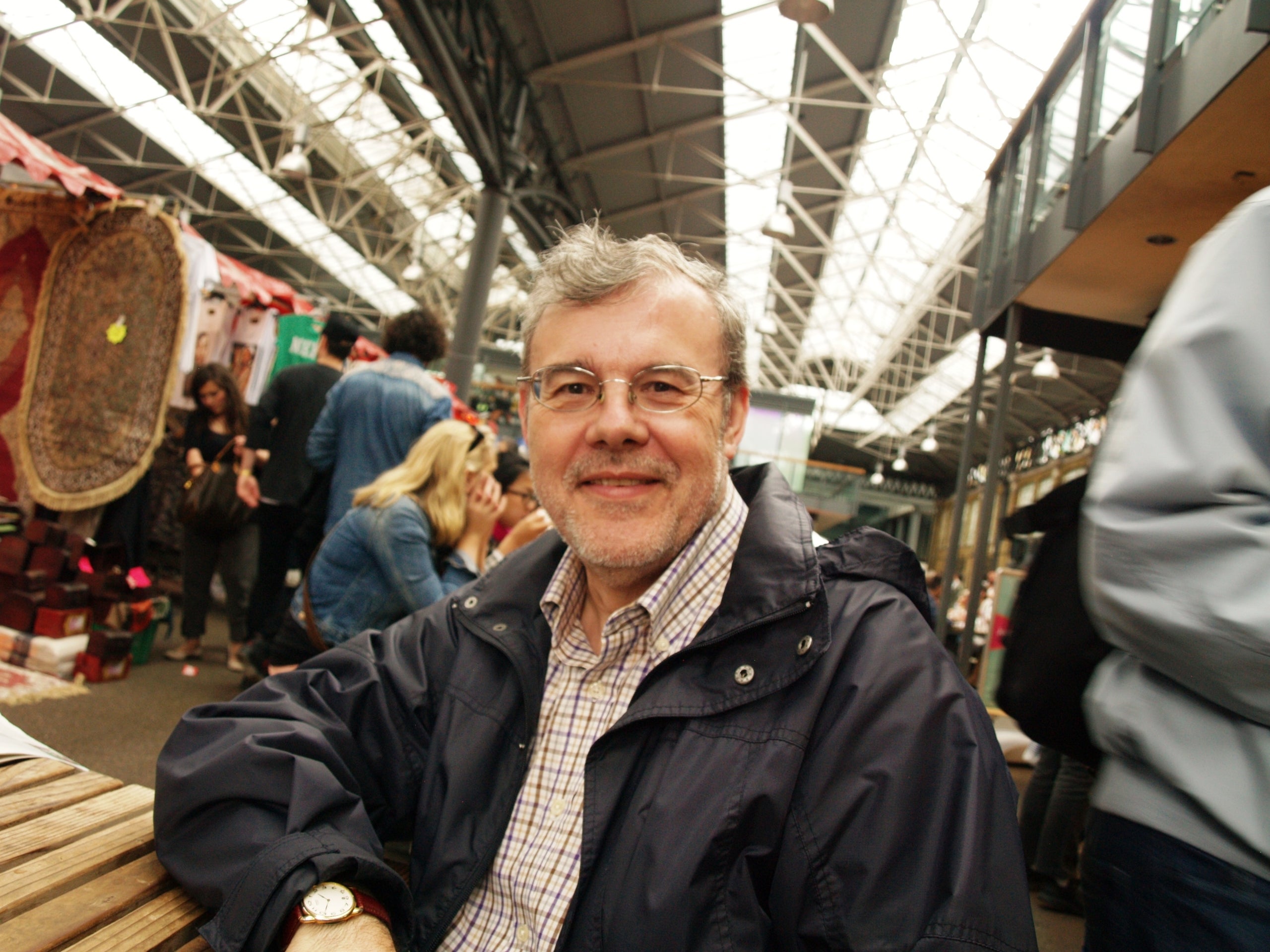 OLYMPUS DIGITAL CAMERA