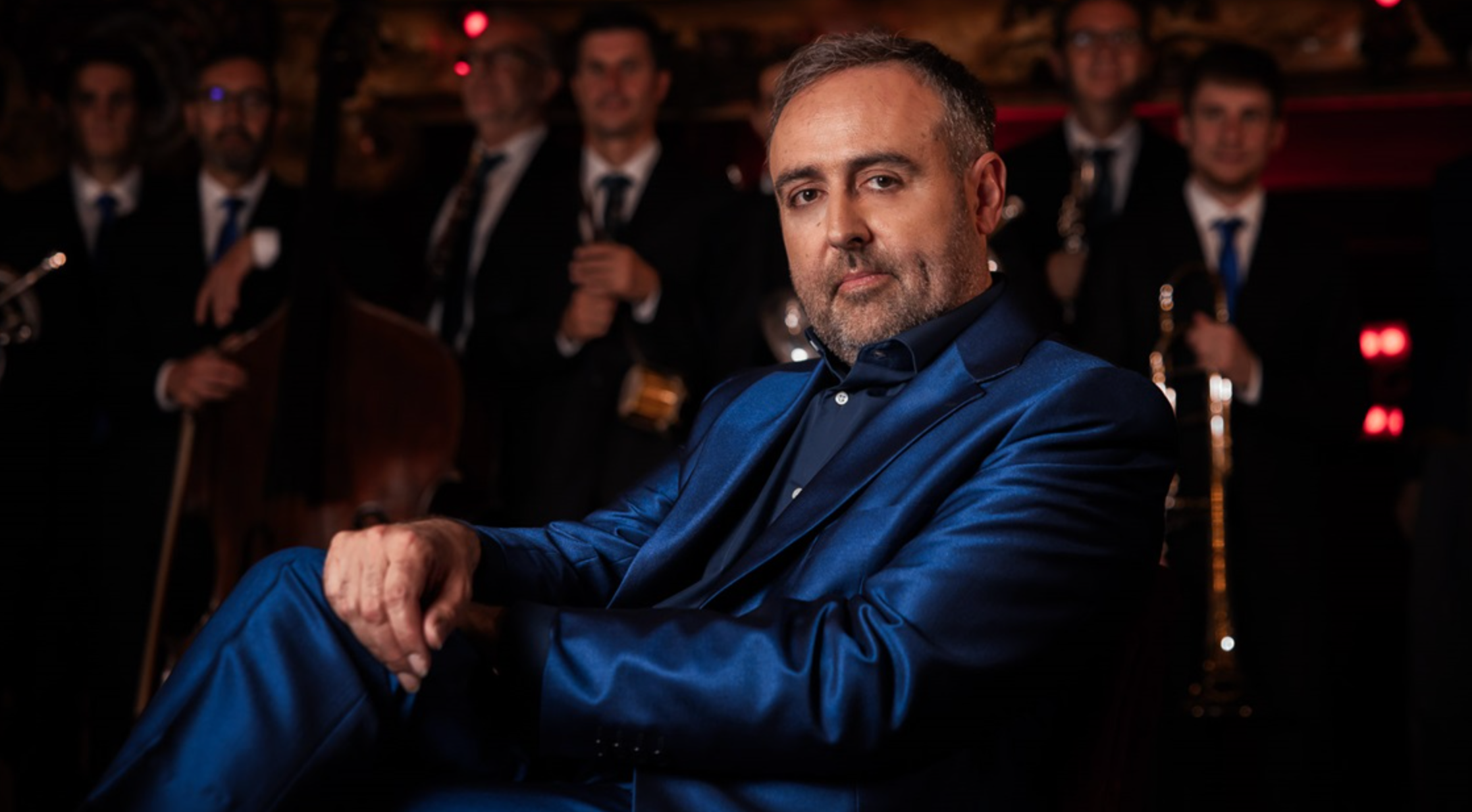 El singular repertori del cantautor solsoní es torna a presentar acompanyat per una de les cobles més sòlides