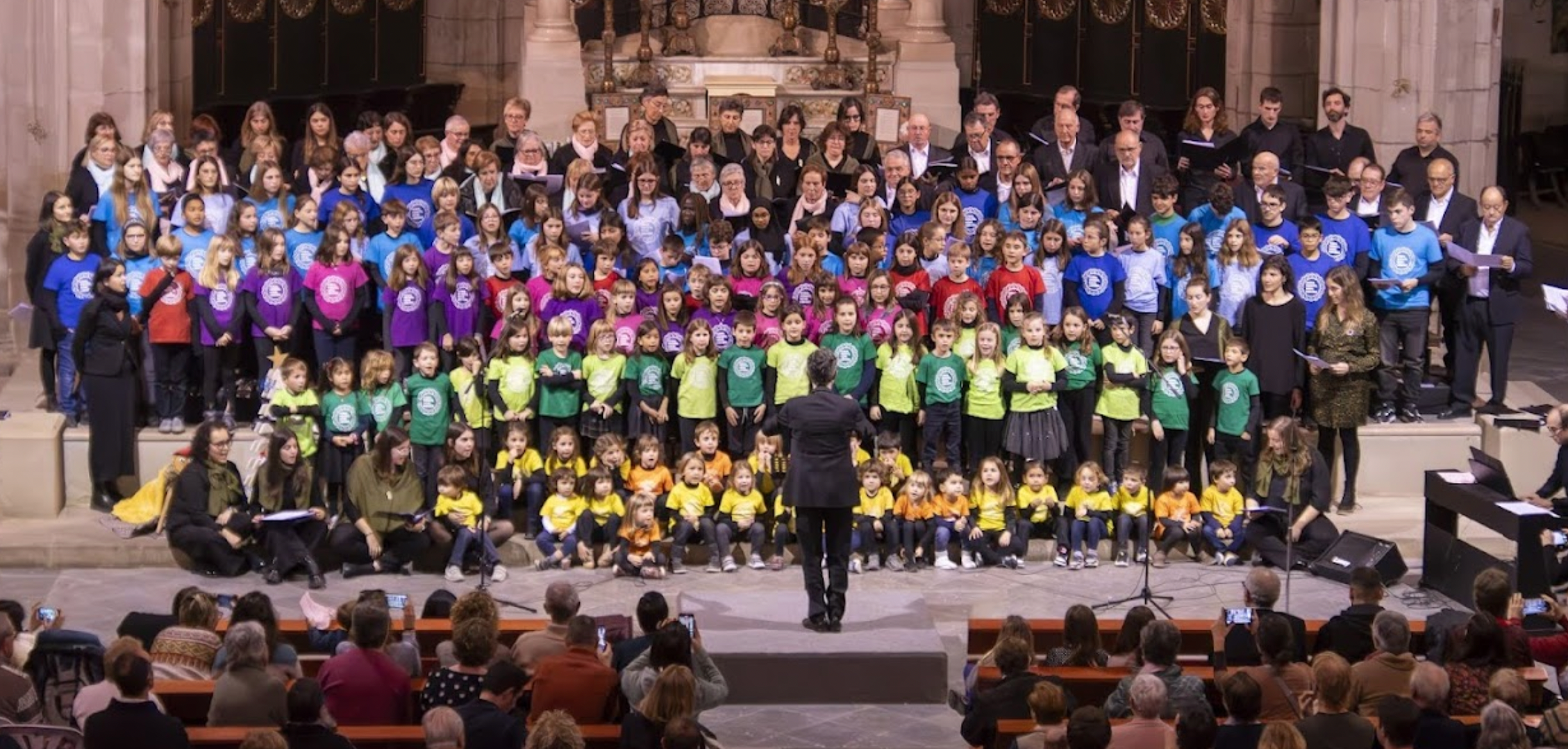  La Federació de Cors de Clavé organitza i atorga els Premis Josep Anselm Clavé́ del Cant Coral a Catalunya