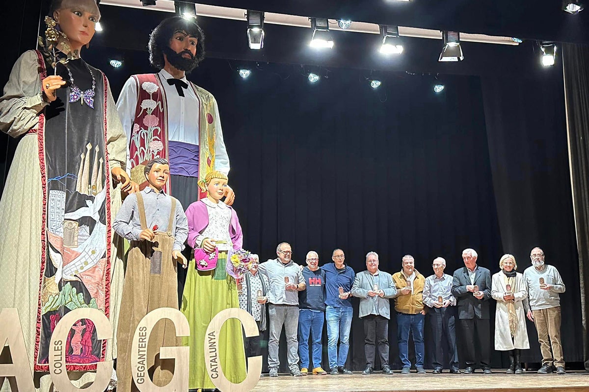 La gala Gegant-Gegant va retre homenatge als històrics presidents de l'Agrupació │ Foto: Adifolk