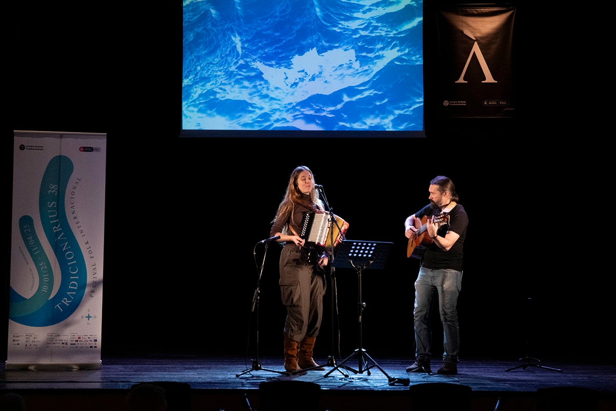 Alidé Sans i Marc Figuerola, a l’acte de presentació del festival Tradicionàrius | Foto: Virus Cultural