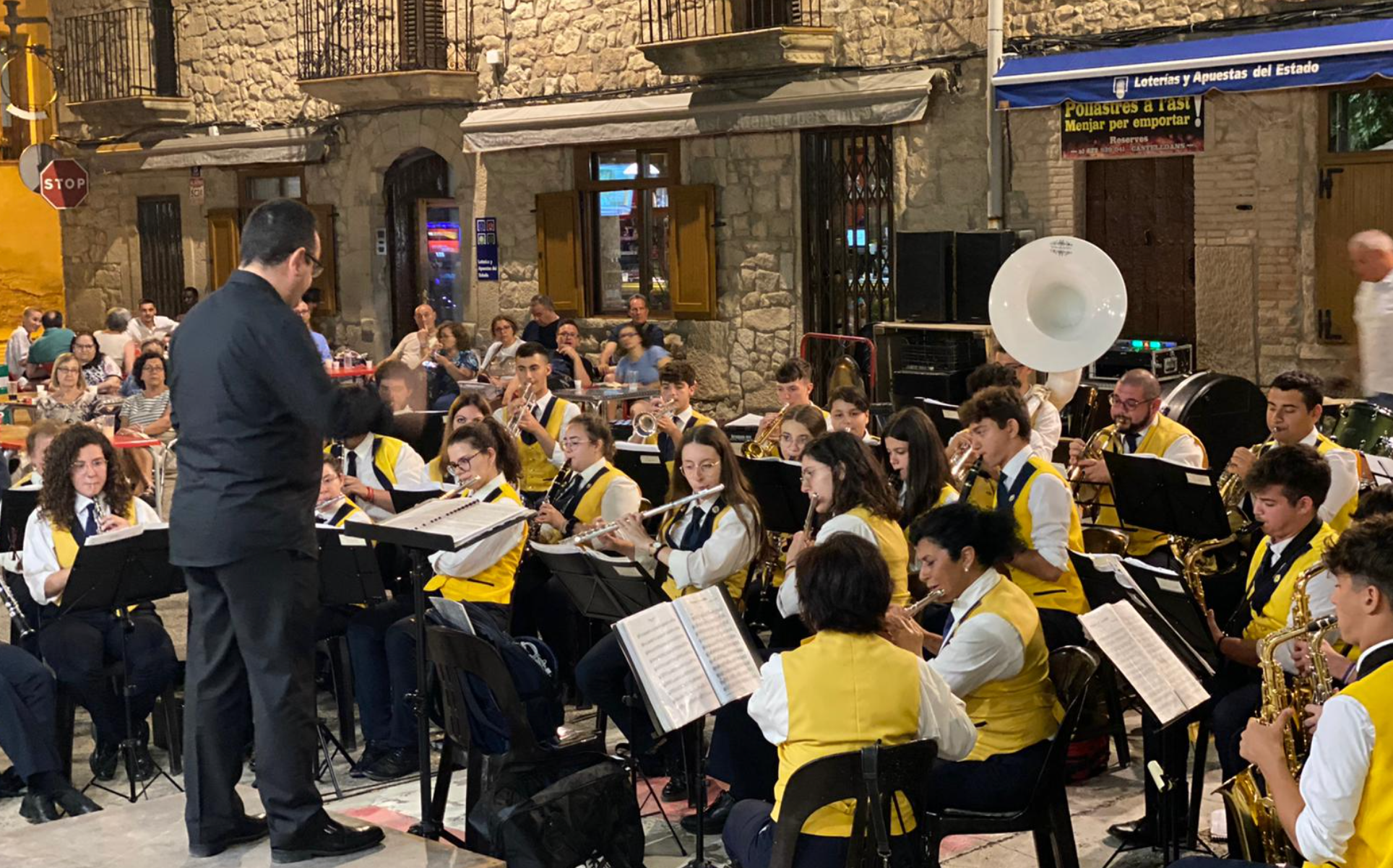Una banda actuant en una edició anterior del festival FEM BANDA
