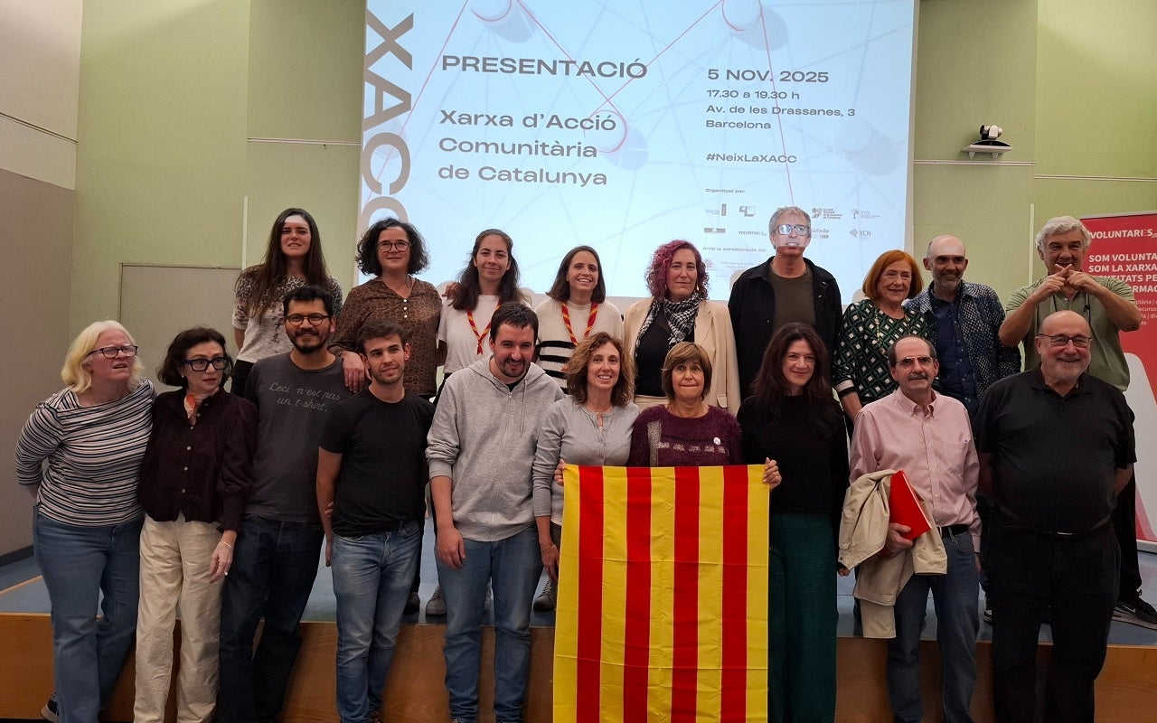Representants de les entitats que conformen la Xarxa d'Acció Comunitària de Catalunya | FCVS
