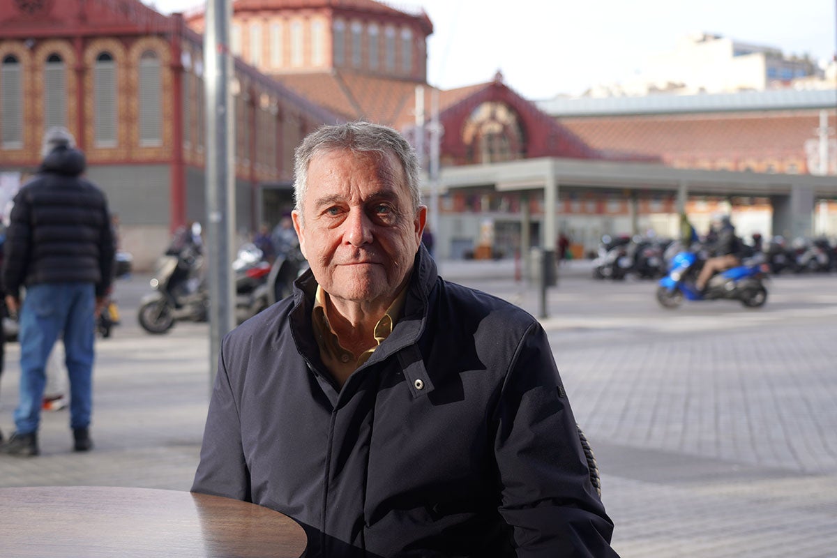 Andreu Bernadàs, davant el mercat de Sant Antoni de Barcelona / Foto: E. Calzada