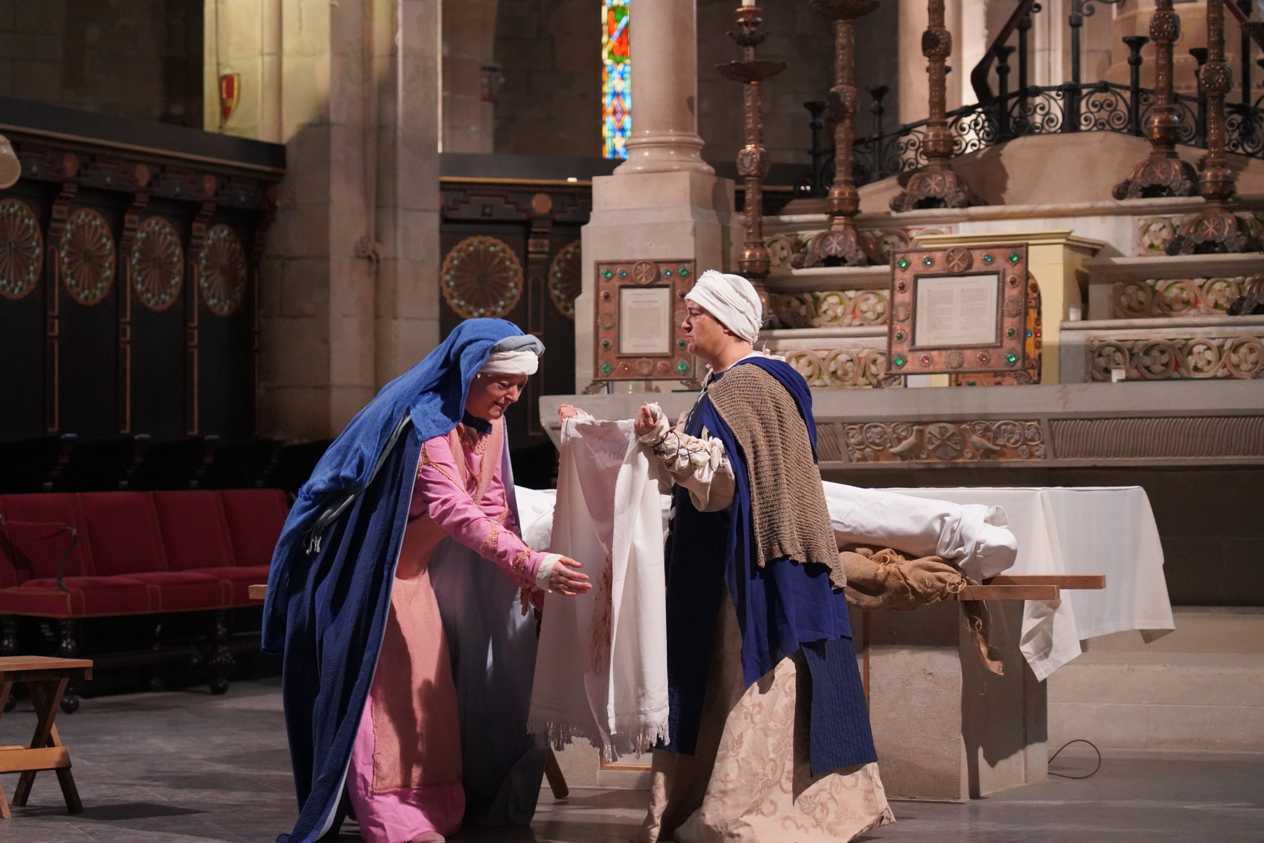 Escena de 'Les veus silents', representada per la Passió de Cervera.