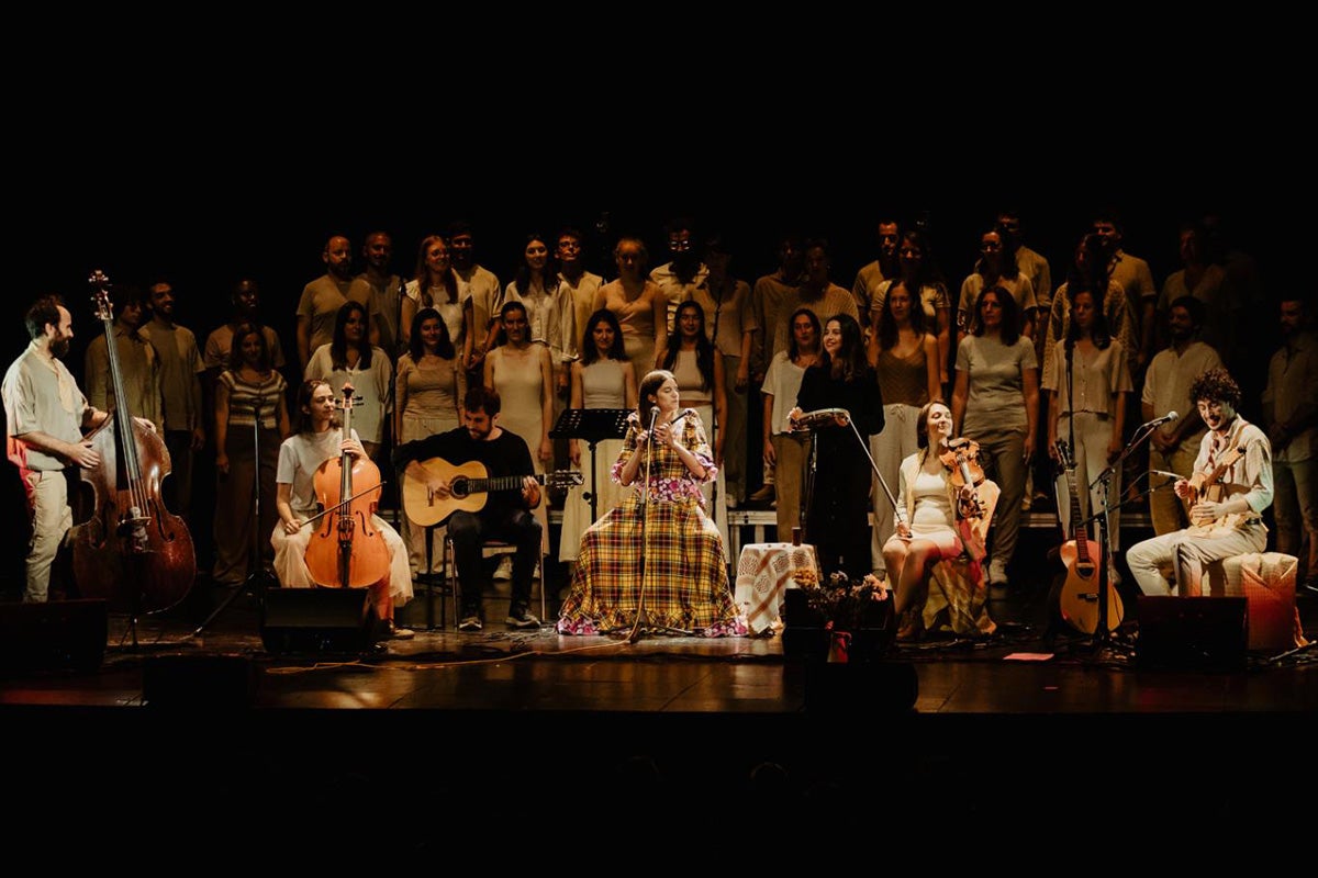 Magalí Sare, acompanyada del Cor Bruckner Barcelona, clourà el festival amb 'Descasada'