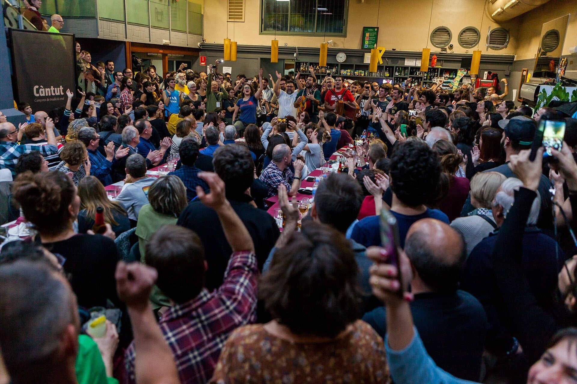 Actuació musical en el Càntut | Wikicommons
